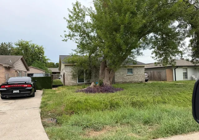 Photo 1 of Single family home for sale at 5602 Gatewood Ave, Houston, TX 77053 | MLS# 19111298 | Listing updated on 2026-09-10