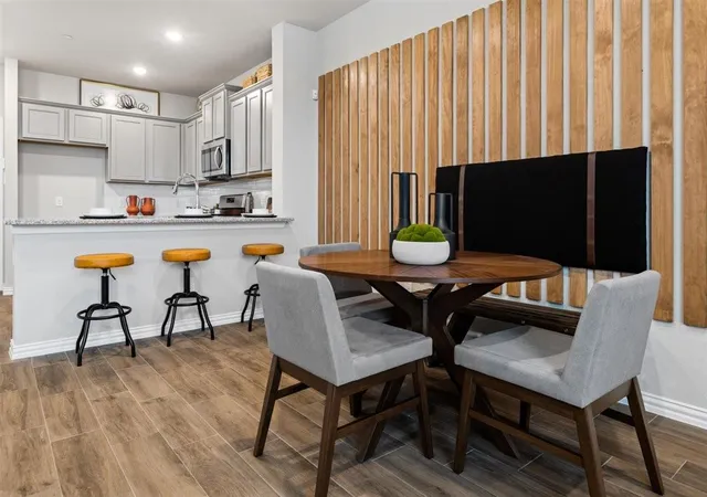 Photo 3 of Townhouse for sale at 2315 Seven Oaks Blvd #13, Tomball, TX 77375 | MLS# 73482784 | Listing updated on 2026-10-09