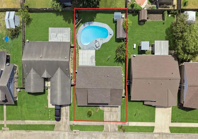 Photo 3 of Single family home for sale at 4124 Gallant Fox Dr, Pasadena, TX 77503 | MLS# 77697831 | Listing updated on 2026-09-16