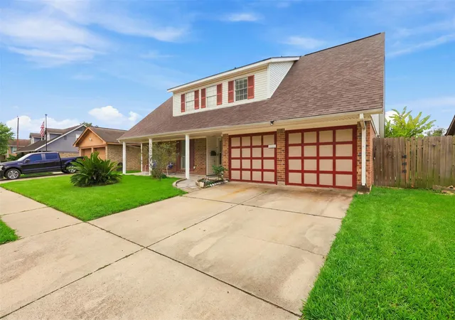 Photo 4 of Single family home for sale at 4124 Gallant Fox Dr, Pasadena, TX 77503 | MLS# 77697831 | Listing updated on 2026-09-16