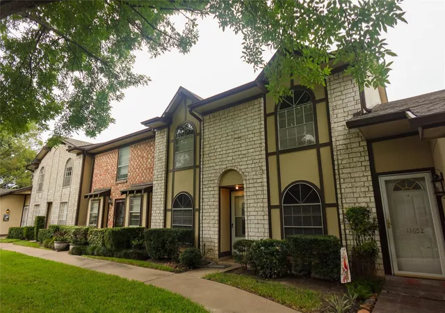 Photo 1 of Townhouse for sale at 11654 S Kirkwood Rd, Stafford, TX 77477 | MLS# 320616 | Listing updated on 2026-09-18