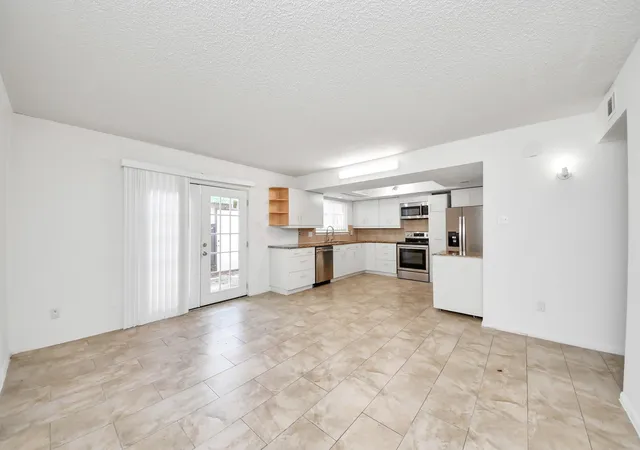 Photo 3 of Townhouse for sale at 10372 Hammerly Blvd #25, Houston, TX 77043 | MLS# 87937839 | Listing updated on 2026-09-02