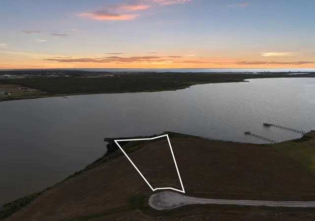 Photo 1 of Land for sale at 109 Bay Dr, Palacios, TX 77465 | MLS# 38468626 | Listing updated on 2026-09-11