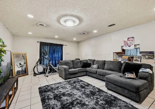 Photo 3 of Single family home for sale at 14054 Ambrose St, Houston, TX 77045 | MLS# 86229765 | Listing updated on 2026-09-11