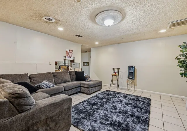 Photo 4 of Single family home for sale at 14054 Ambrose St, Houston, TX 77045 | MLS# 86229765 | Listing updated on 2026-09-11