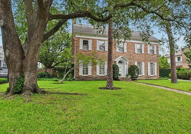 Photo 1 of Mansion for sale at 6019 Stones Throw Rd, Houston, TX 77057 | MLS# 43868525 | Listing updated on 2026-09-28