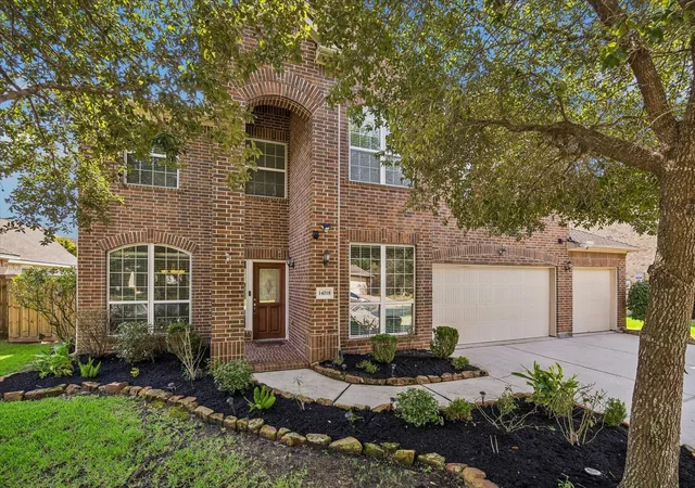 Photo 2 of Single family home for sale at 14018 Alex Landing Dr, Humble, TX 77396 | MLS# 37568896 | Listing updated on 2026-09-15