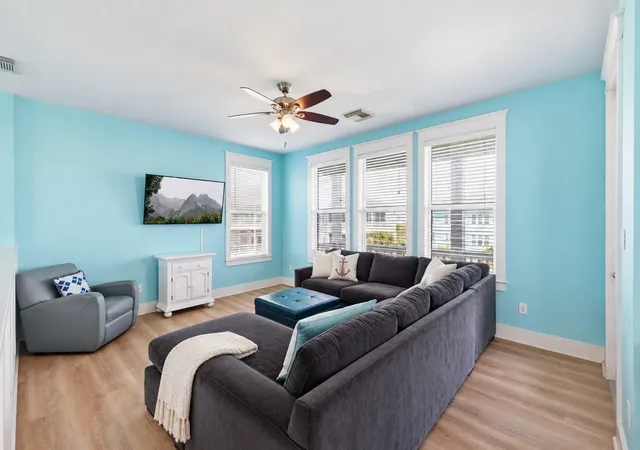 Photo 3 of Single family home for sale at 4218 King Rail Cir, Galveston, TX 77554 | MLS# 36091780 | Listing updated on 2026-09-09
