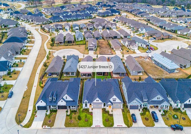 Photo 3 of Townhouse for sale at 14217 Juniper Breeze Ct, Willis, TX 77318 | MLS# 19132489 | Listing updated on 2026-10-05