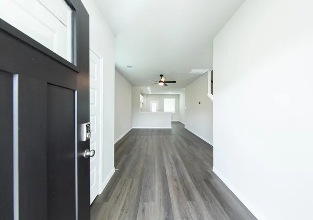 Photo 3 of Single family home for sale at 14011 Mount Hunter Dr, Willis, TX 77318 | MLS# 58925244 | Listing updated on 2026-10-08