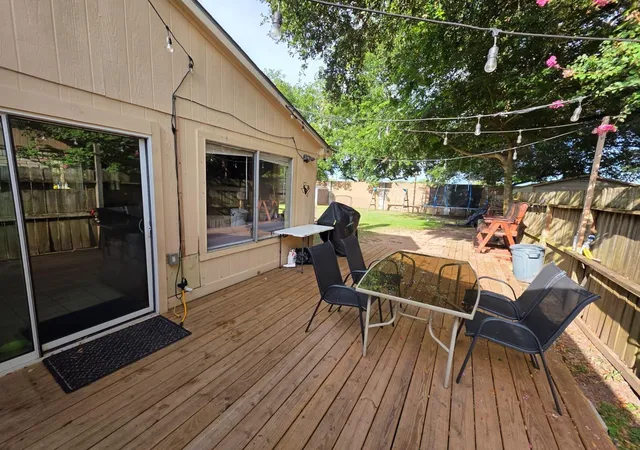 Photo 3 of Single family home for sale at 1406 Ashwood Dr, Sugar Land, TX 77498 | MLS# 19808442 | Listing updated on 2026-09-18