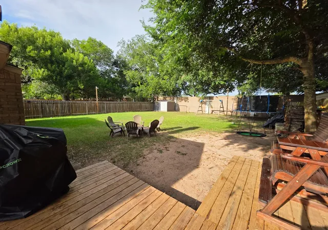 Photo 4 of Single family home for sale at 1406 Ashwood Dr, Sugar Land, TX 77498 | MLS# 19808442 | Listing updated on 2026-09-18