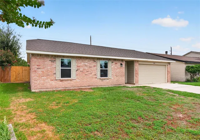 Photo 2 of Sale Pending at 11726 Old Telegraph Rd, Houston, TX 77067 | MLS# 76998742 | Listing updated on 2026-09-15
