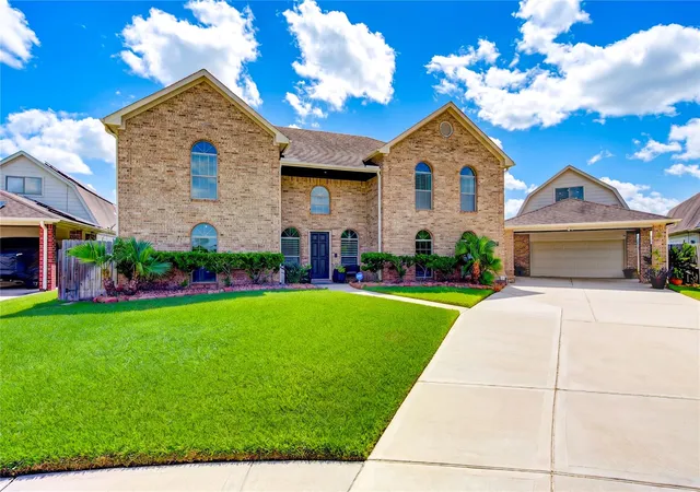 Photo 1 of Single family home for sale at 6627 Marble Fls Ln, Manvel, TX 77578 | MLS# 41057307 | Listing updated on 2026-09-09