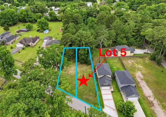 Photo 3 of Sale Pending at 720 Old Magnolia Rd, Conroe, TX 77304 | MLS# 74191531 | Listing updated on 2026-09-18