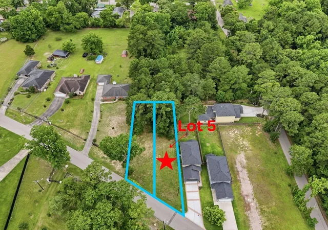 Photo 4 of Sale Pending at 720 Old Magnolia Rd, Conroe, TX 77304 | MLS# 74191531 | Listing updated on 2026-09-18