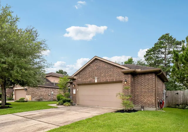 Photo 3 of Single family home for sale at 21396 Timber Lodge Ln, Porter, TX 77365 | MLS# 86088908 | Listing updated on 2026-09-19