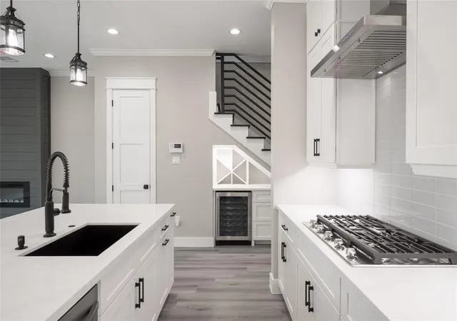 Photo 4 of Single family home for sale at 1016 East 32nd, Houston, TX 77022 | MLS# 55223013 | Listing updated on 2026-09-02