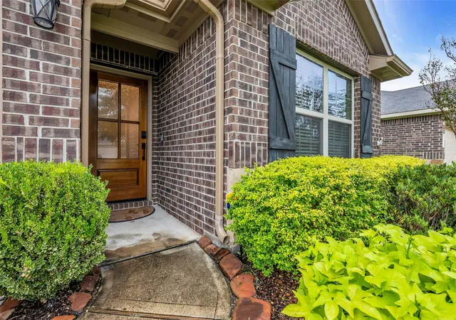 Photo 1 of Single family home for sale at 14093 Lake Crescent Dr, Conroe, TX 77384 | MLS# 45991681 | Listing updated on 2026-09-23