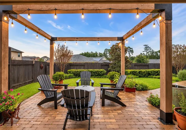 Photo 2 of Single family home for sale at 14093 Lake Crescent Dr, Conroe, TX 77384 | MLS# 45991681 | Listing updated on 2026-09-23