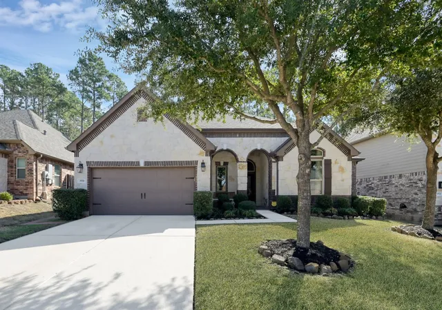 Photo 1 of Single family home for sale at 1930 Parnevik Pl, Conroe, TX 77304 | MLS# 44448289 | Listing updated on 2026-09-27