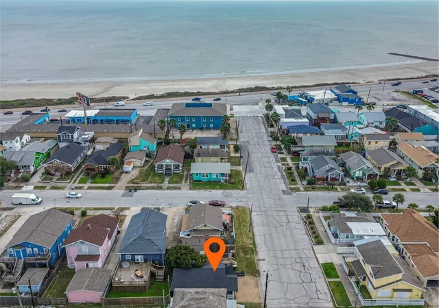 Photo 2 of Single family home for sale at 2314 31st Street, Galveston, TX 77550 | MLS# 24807733 | Listing updated on 2026-09-05