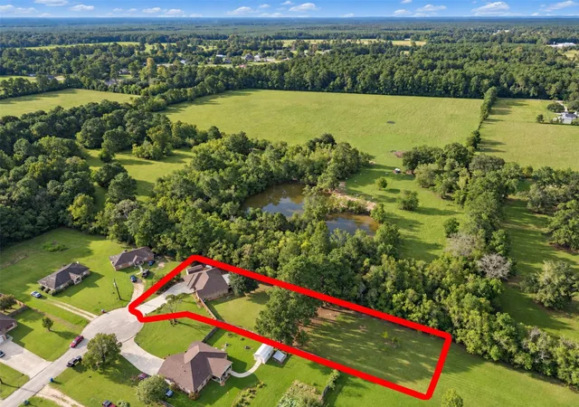 Photo 1 of Single family home for sale at 1 County Rd 2208 2, Cleveland, TX 77327 | MLS# 90436172 | Listing updated on 2026-10-03