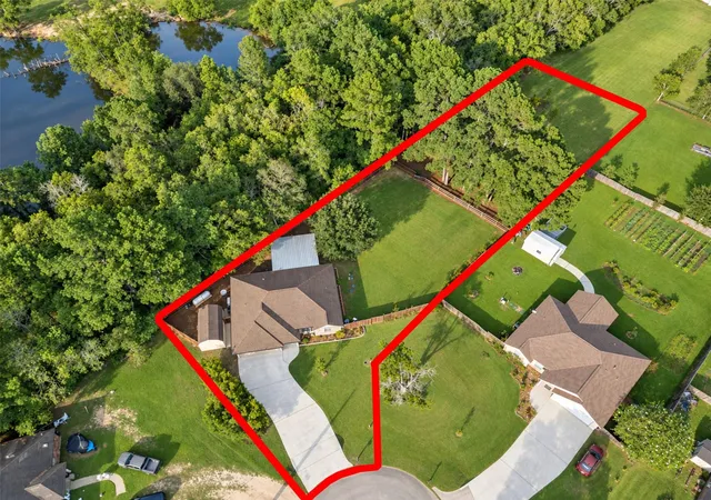 Photo 2 of Single family home for sale at 1 County Rd 2208 2, Cleveland, TX 77327 | MLS# 90436172 | Listing updated on 2026-10-03