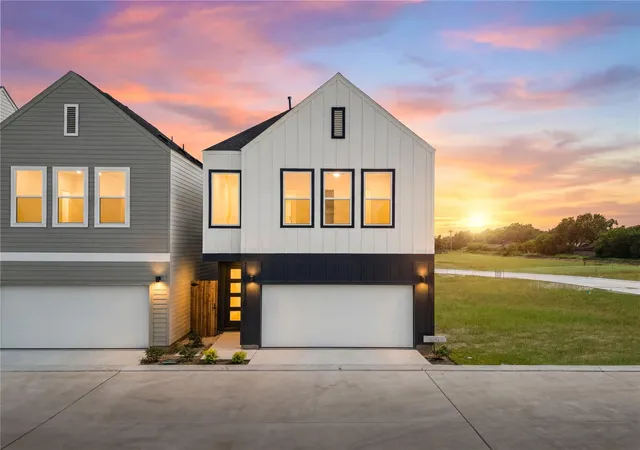 Photo 1 of Single family home for sale at 4011 Buffalo Moon Dr, Houston, TX 77045 | MLS# 44202854 | Listing updated on 2026-10-03
