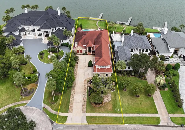 Single family home for sale at 102 Twin Oaks Way, Kemah, TX 77565 | MLS# 25631309