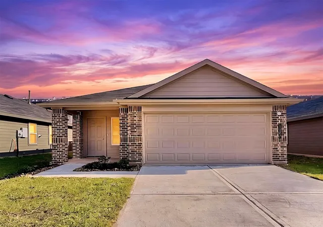 Photo 3 of Single family home for sale at 1127 Dewberry Downs Ln, Houston, TX 77090 | MLS# 17298337 | Listing updated on 2026-09-09
