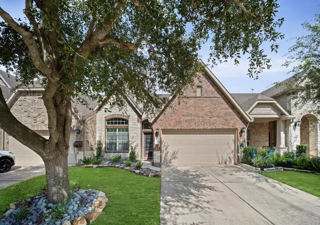 Photo 1 of Townhouse for sale at 9714 Old Timber Ln, Spring, TX 77379 | MLS# 67578189 | Listing updated on 2026-10-05