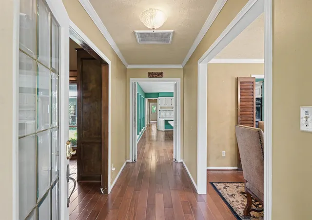 Photo 3 of Single family home for sale at 2710 N Logrun Cir, Spring, TX 77380 | MLS# 55922487 | Listing updated on 2026-09-19