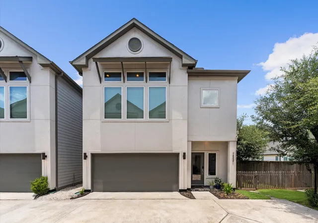 Photo 1 of Single family home for sale at 2422 Cochran St, Houston, TX 77009 | MLS# 91849701 | Listing updated on 2026-09-13