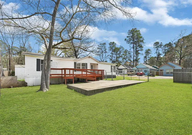 Photo 2 of Single family home for sale at 9586 Darkwood St, Willis, TX 77318 | MLS# 95204708 | Listing updated on 2026-09-11