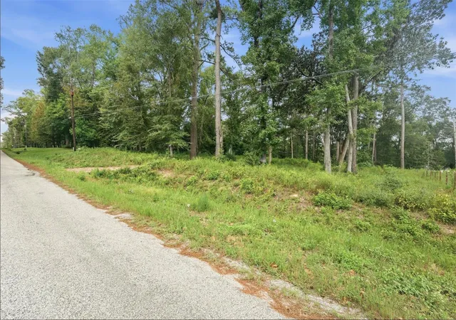 Photo 2 of Land for sale at 1011 County Rd 3709, Splendora, TX 77372 | MLS# 41206843 | Listing updated on 2026-09-23