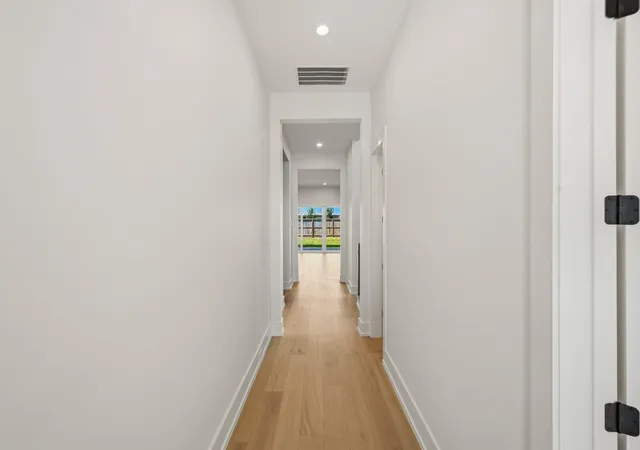 Photo 3 of Single family home for sale at 715 Merrill St, Houston, TX 77009 | MLS# 88557637 | Listing updated on 2026-09-20
