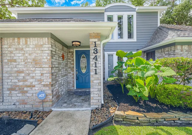 Photo 3 of Sale Pending at 13411 Lakecrest Dr, Cypress, TX 77429 | MLS# 45752981 | Listing updated on 2026-09-19