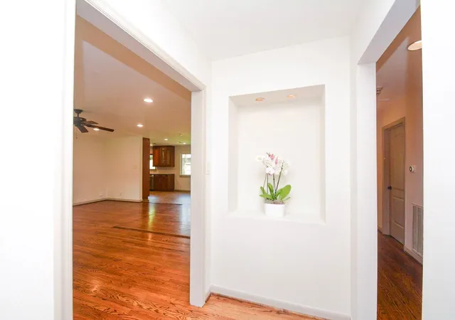 Photo 3 of Single family home for sale at 8750 Turriff, Houston, TX 77055 | MLS# 15133130 | Listing updated on 2026-10-08