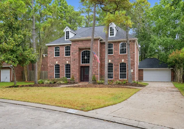 Photo 1 of Single family home for sale at 10 Larksberry Pl, Spring, TX 77382 | MLS# 94292345 | Listing updated on 2026-09-04
