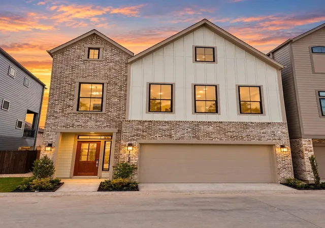 Photo 1 of Single family home for sale at 1714 Sedola Ln, Houston, TX 77055 | MLS# 17858332 | Listing updated on 2026-10-08