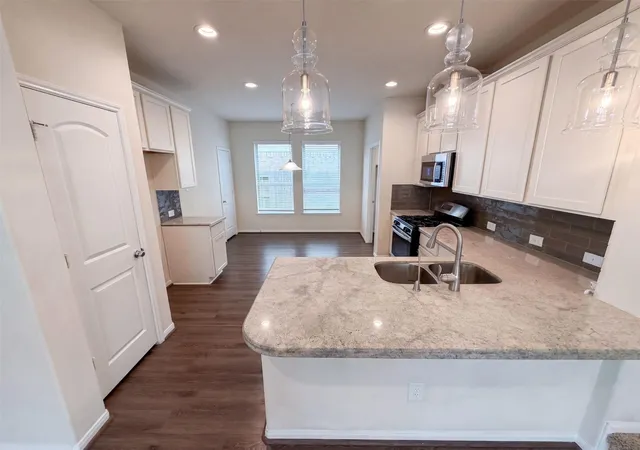 Photo 2 of Single family home for sale at 12338 Bedford Bnd Dr, Humble, TX 77346 | MLS# 82163585 | Listing updated on 2026-10-09