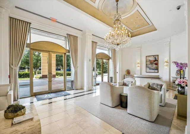 Listing Photo 5 - Condo for sale in building located at 1100 Uptown Park Blvd, Houston, TX 77056 - Unit #103