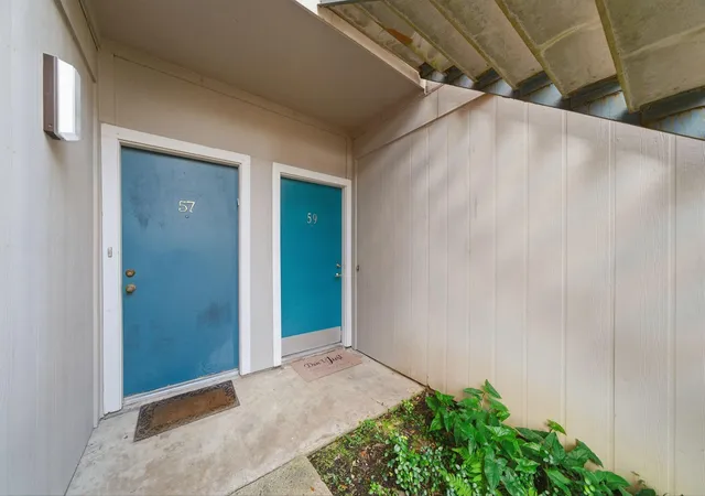 Photo 1 of Condo for sale at 7900 N Stadium Dr #59, Houston, TX 77030 | MLS# 72913173 | Listing updated on 2026-09-24