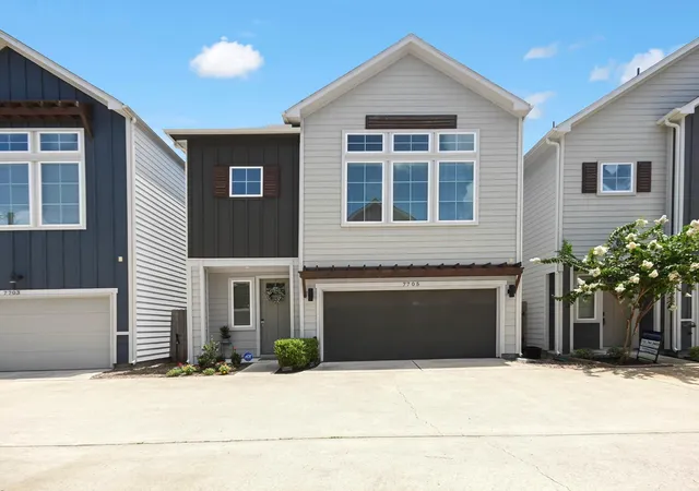 Photo 2 of Single family home for sale at 7705 Kivu Ln, Houston, TX 77055 | MLS# 66041350 | Listing updated on 2026-09-19
