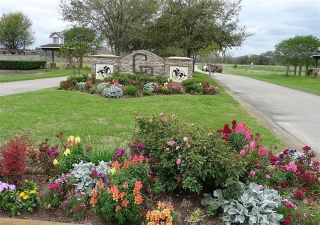 Photo 1 of Land for sale at 702 County Rd 34, Angleton, TX 77515 | MLS# 47748169 | Listing updated on 2026-09-03