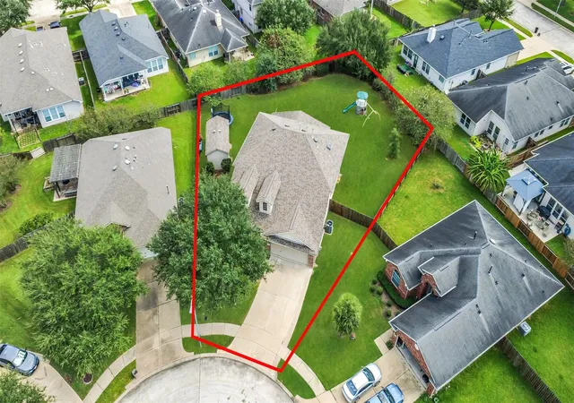 Photo 3 of Single family home for sale at 703 Rock Crk Ct, Rosenberg, TX 77469 | MLS# 40519109 | Listing updated on 2026-09-21