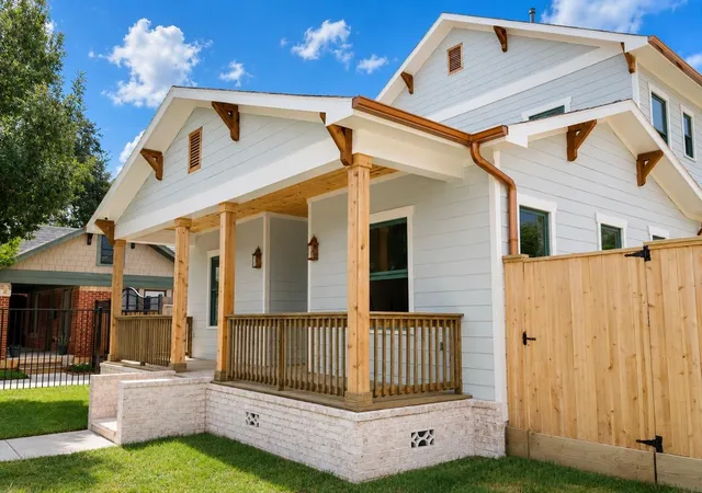 Photo 2 of Single family home for sale at 1138 Fugate St, Houston, TX 77009 | MLS# 64823156 | Listing updated on 2026-09-12