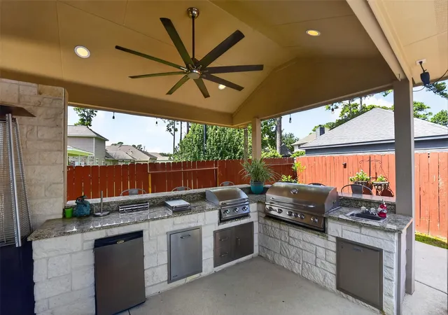 Photo 2 of Single family home for sale at 802 S Chamfer Way, Crosby, TX 77532 | MLS# 40437789 | Listing updated on 2026-09-23
