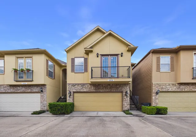 Photo 1 of Single family home for sale at 10818 Almeda Park Dr, Houston, TX 77045 | MLS# 33196148 | Listing updated on 2026-09-26